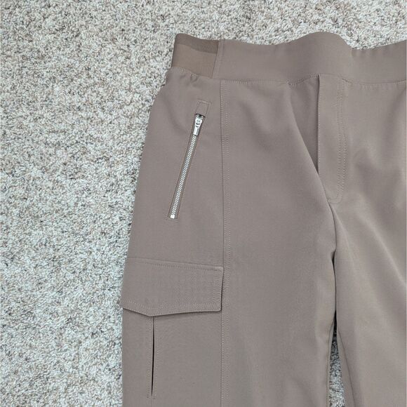Athleta Endless Cargo Pants | Women’s 10 | Rustic Beige Utility Travel Hiking - Picture 4 of 8